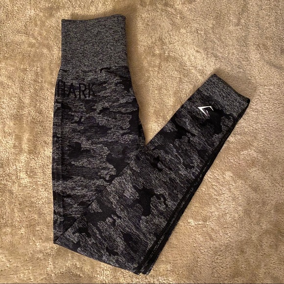 SOLD! GYMSHARK - Black Camo Seamless - XS - Picture 1 of 7